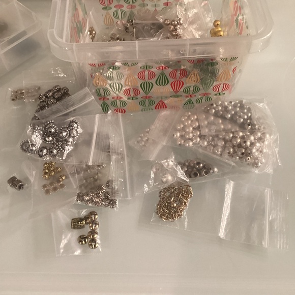 Craft Lot of Beads - Picture 2 of 7